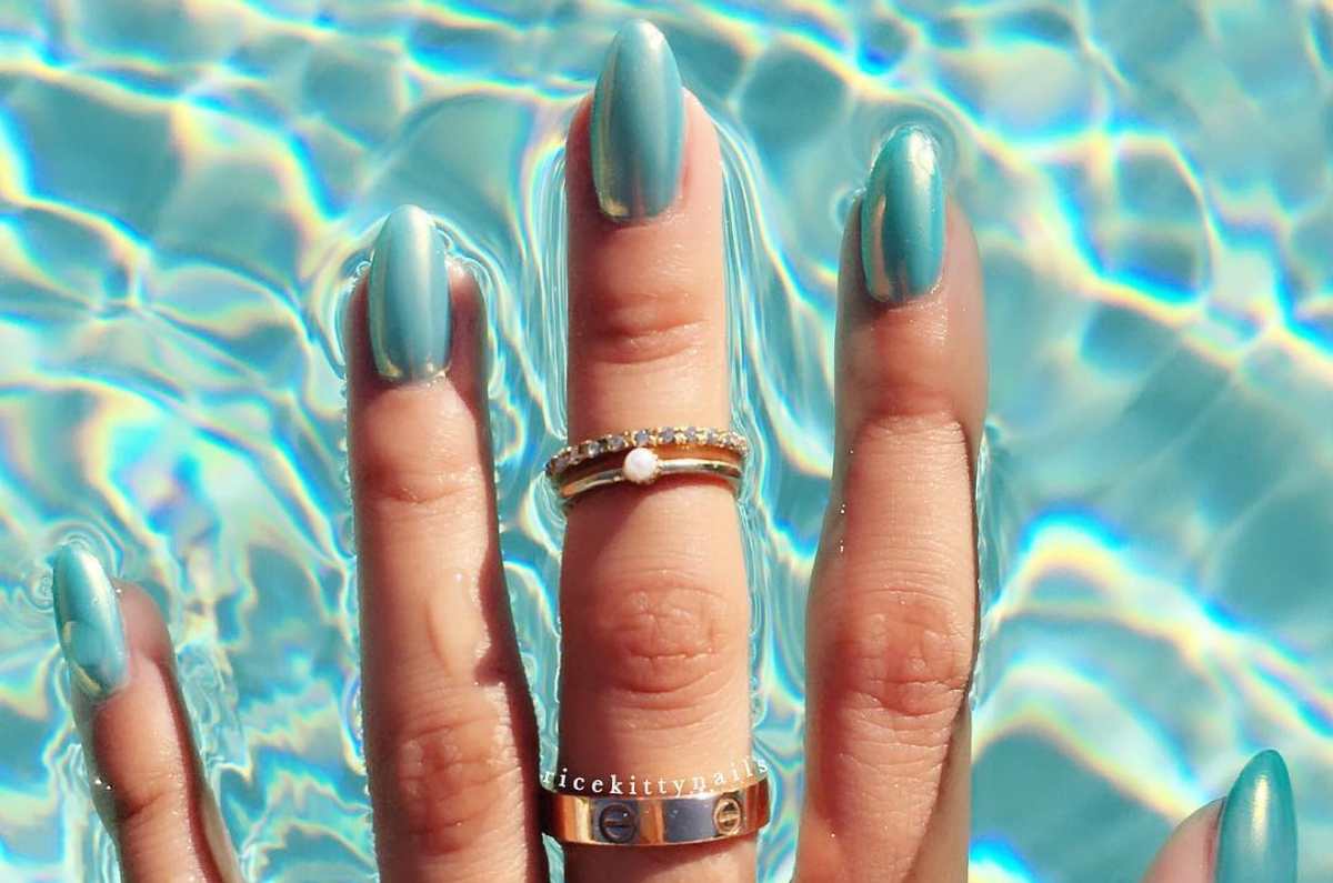 Uñas marinas: el diseño que necesitas probar este verano