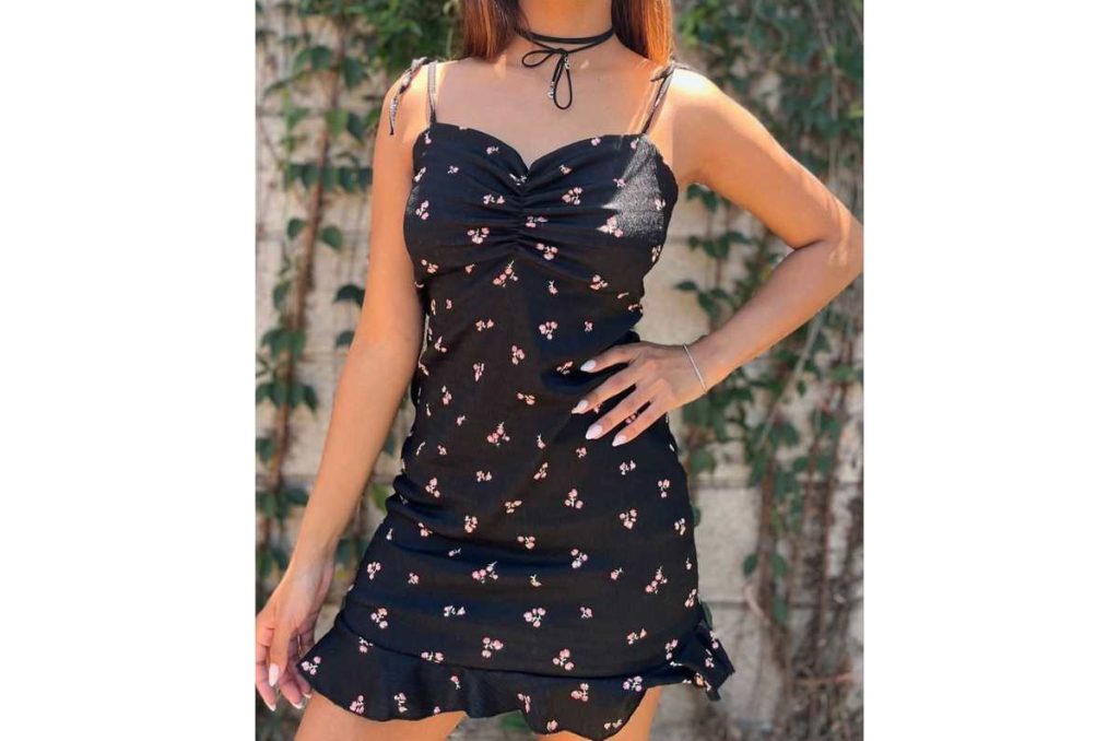 Vestido de tirantes corto