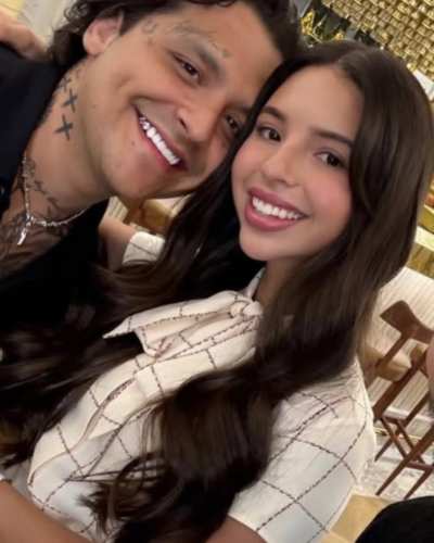Ángela y Nodal