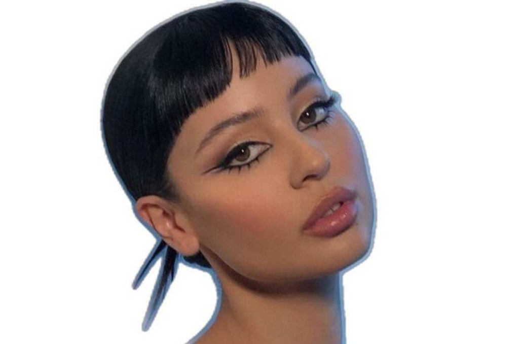 micro bangs