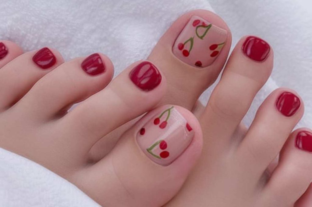 uñas de los pies rojas