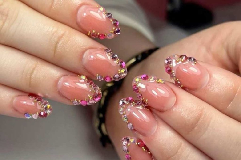 nails with gemastones