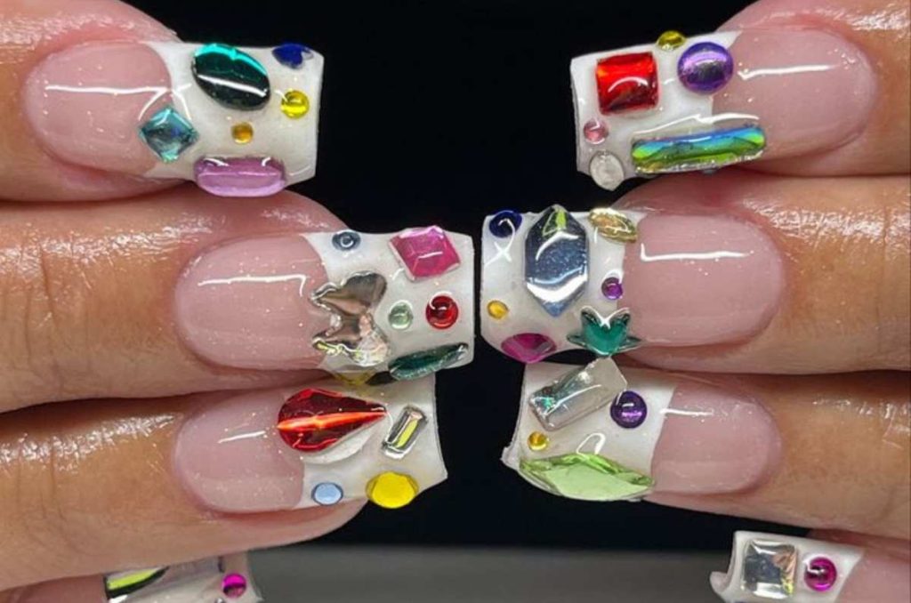 nails with gemastones