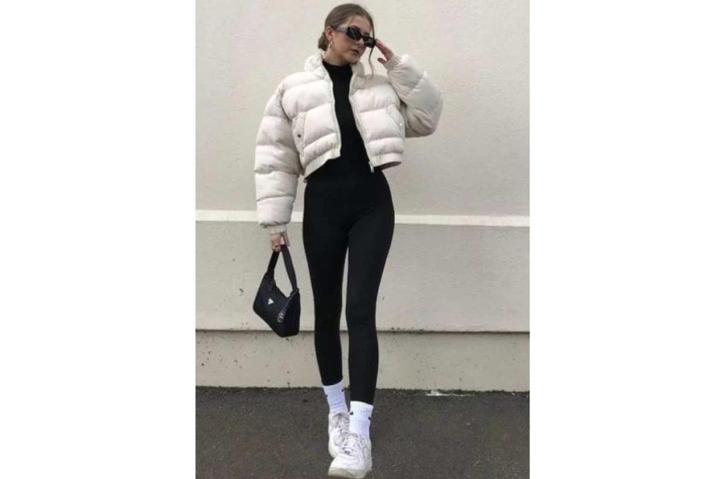 outfits con chamarras acolchadas