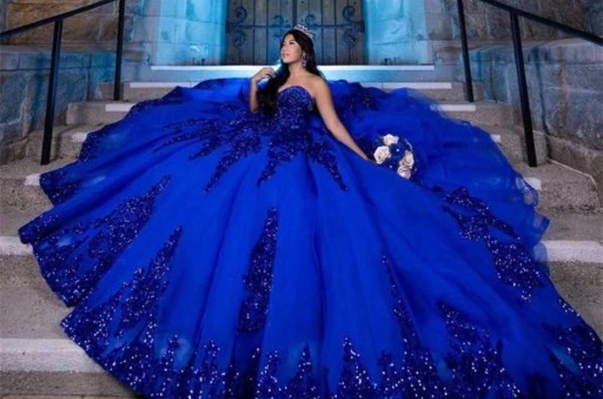 Vestidos de XV años: los colores más populares para brillar en tu gran día