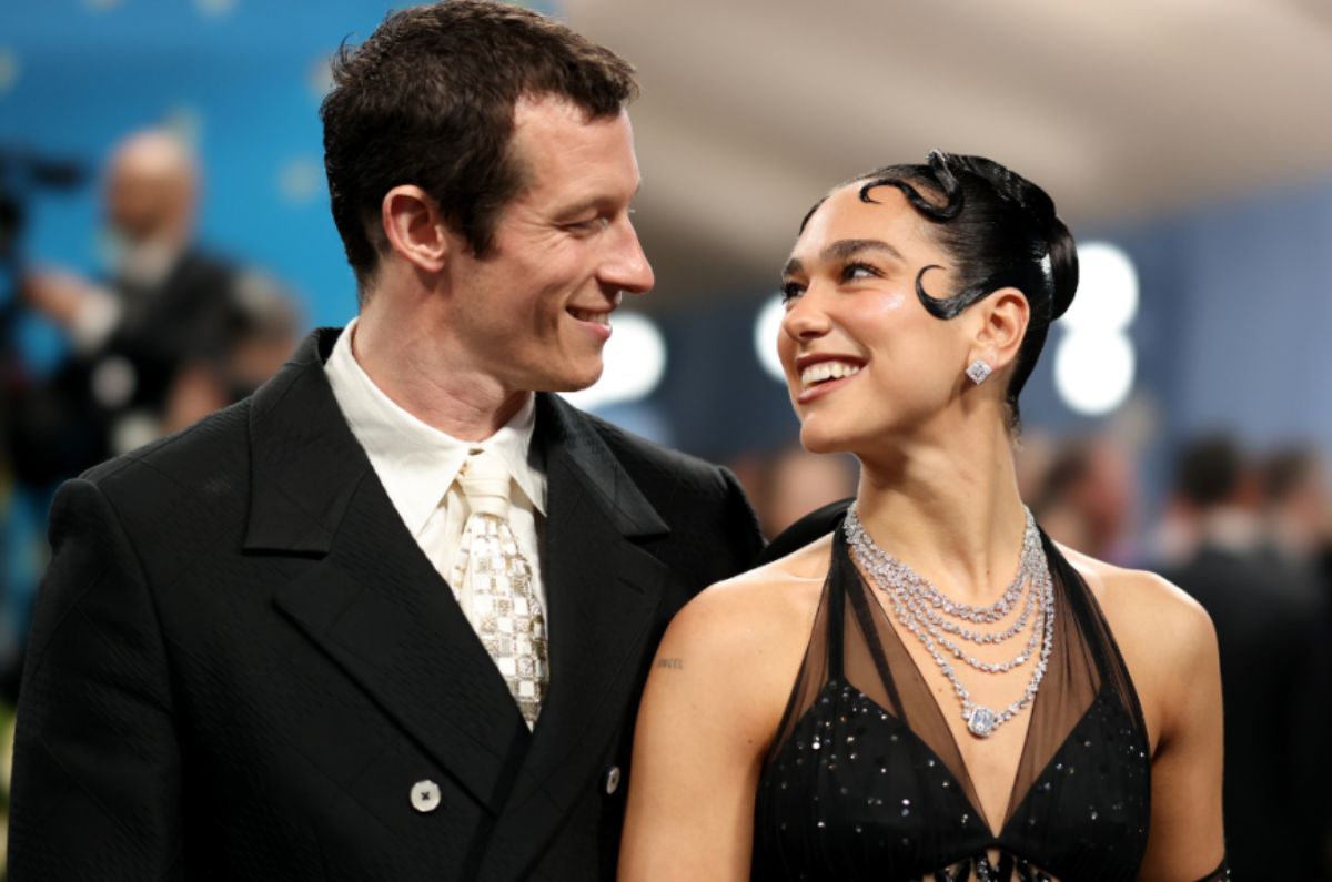 ¡Viva el amor! Dua Lipa y Callum Turner confirman su compromiso
