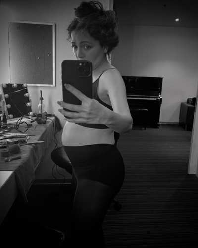 "Cinco meses y seguimos de gira, cinco meses y seguimos creciendo"