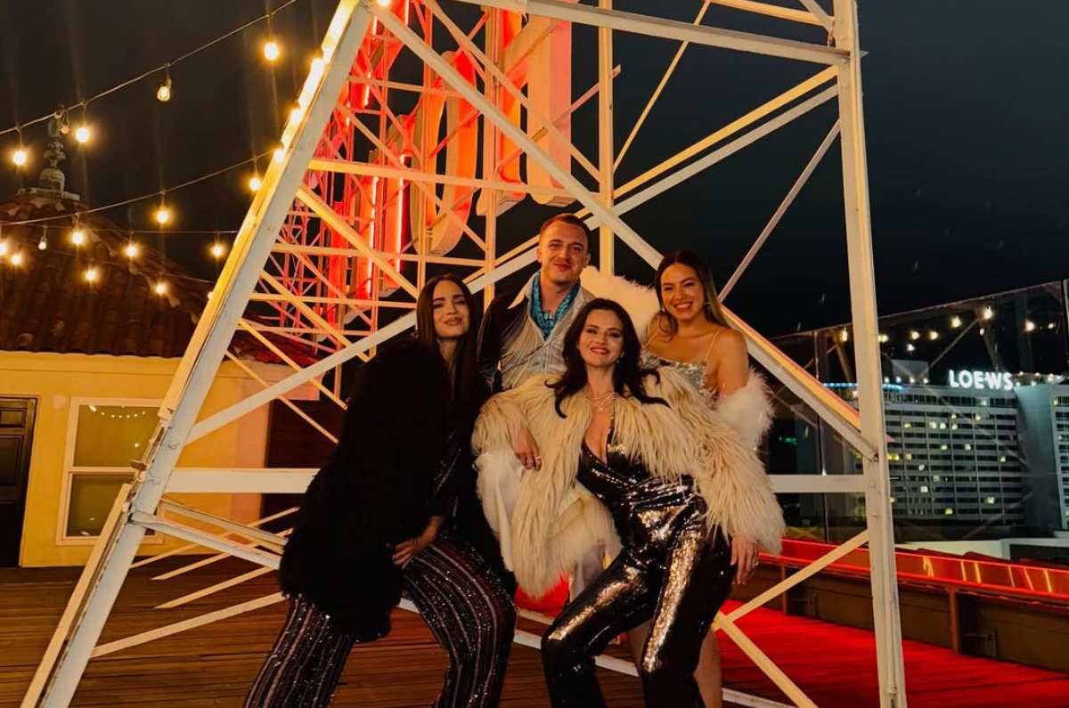 Instagram @selenagomez