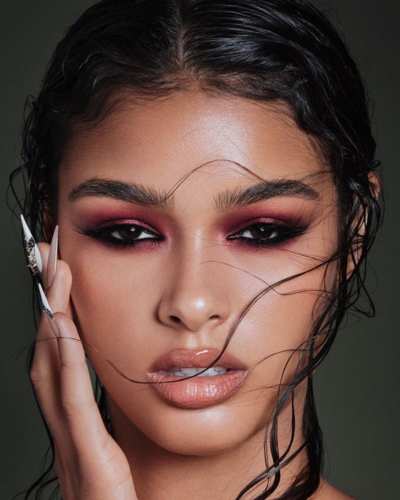 maquillaje de ojos gótico
