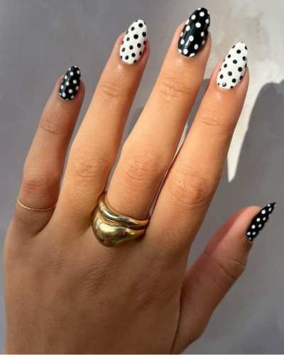 Uñas polka dots