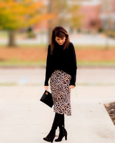Botas largas con falda animal print