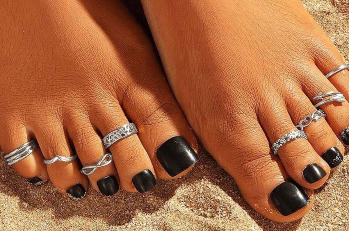 Toe rings: el accesorio boho que vuelve con fuerza para finalizar este verano