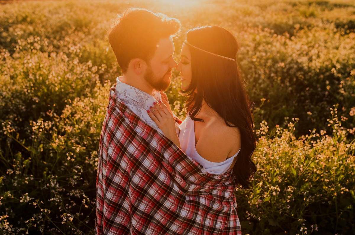 Compatibilidad de signos en el amor: cómo saber si tu pareja zodiacal es tu match ideal