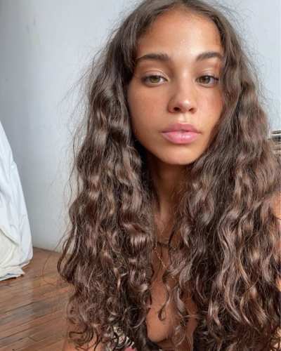 Melena con frizz