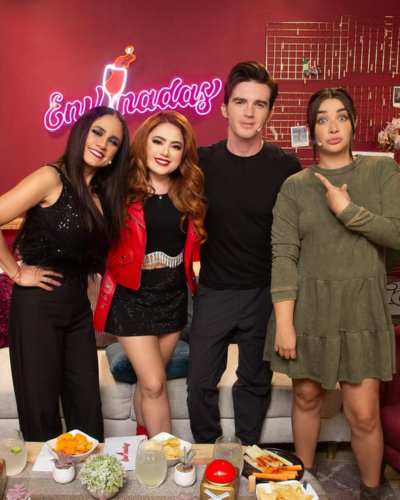 Drake Bell en Envinadas