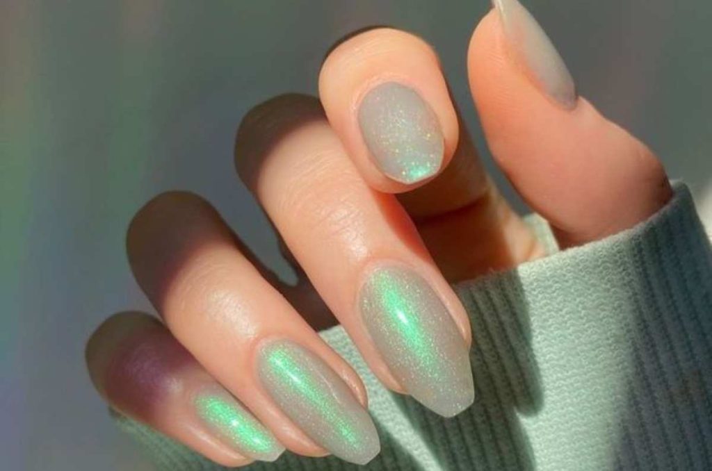 uñas que rejuvenecen las manos