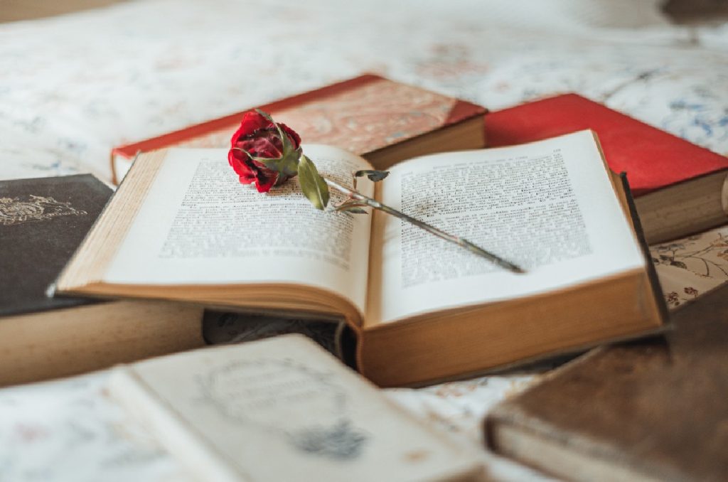 3 sagas románticas best sellers que conquistaron a millones de lectores