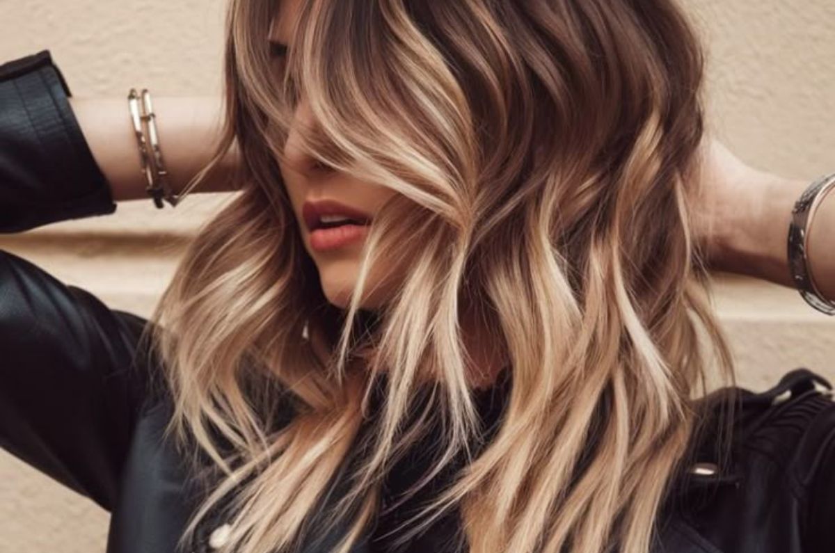Tintes que rejuvenecen facciones: los mejores tonos para después de los 40