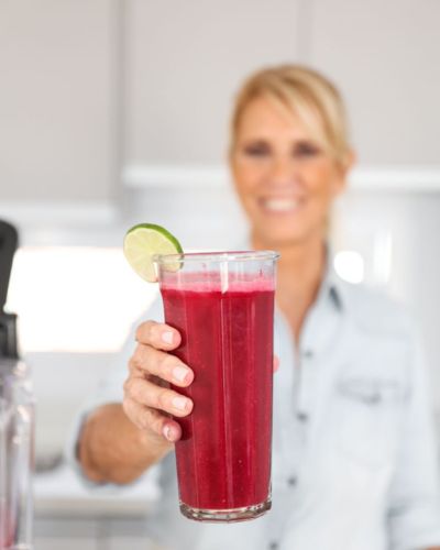 jugo de remolacha y arándano
