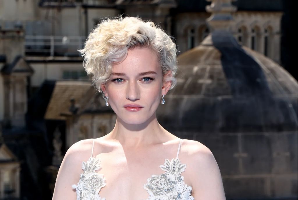 Habrá bioserie de la reina del pop: Julia Garner será Madonna 3