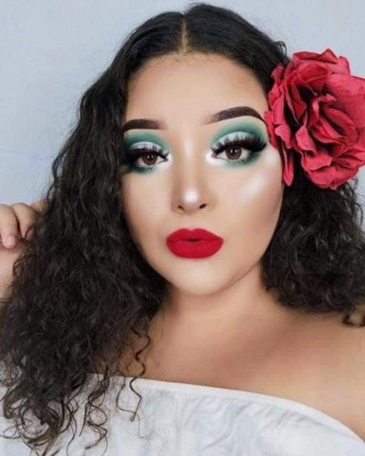 maquillaje fiestas patrias