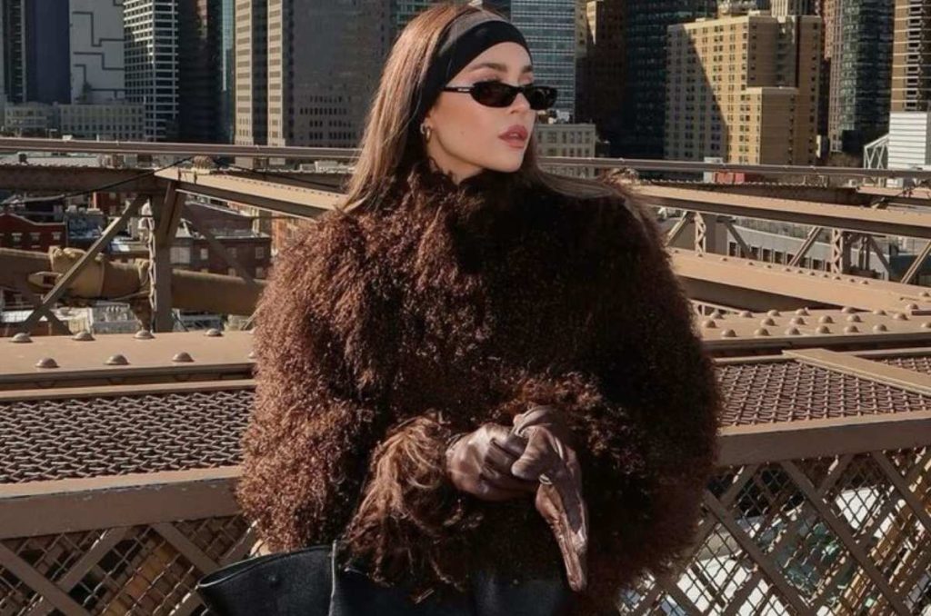 Outfits con abrigos de peluche
