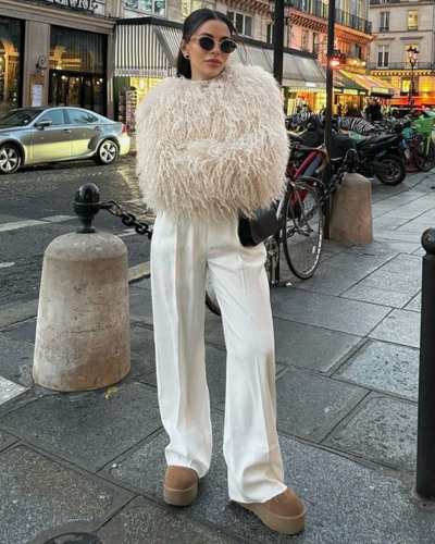 Total look blanco con abrigo de peluche 
