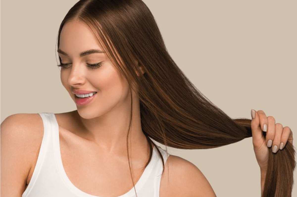 ¿Qué vitamina me hace falta si se me cae el cabello?