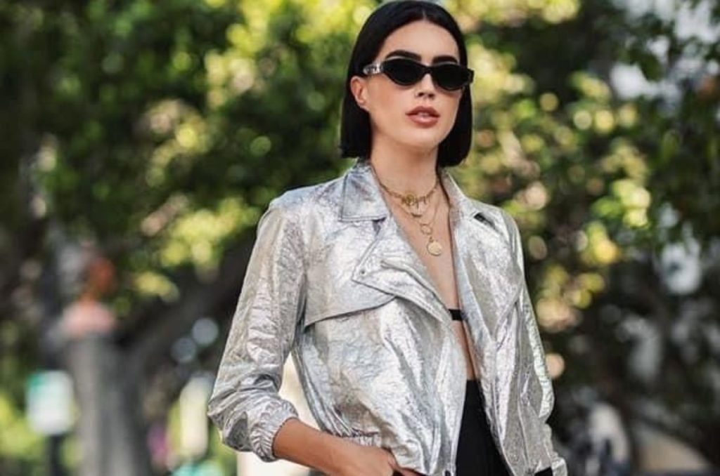 Chaquetas metalizadas, básicos otoño 2025