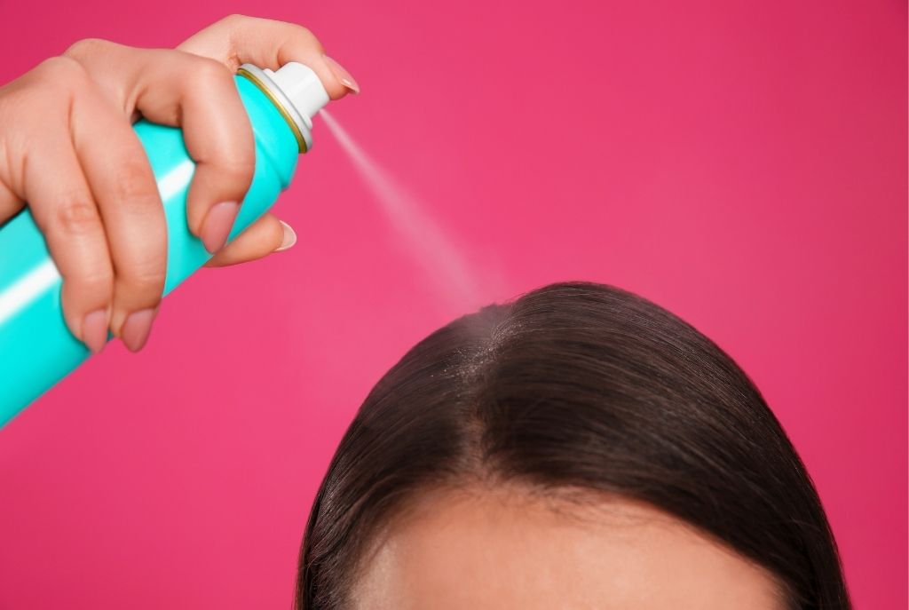 Cómo se usa el shampoo en seco