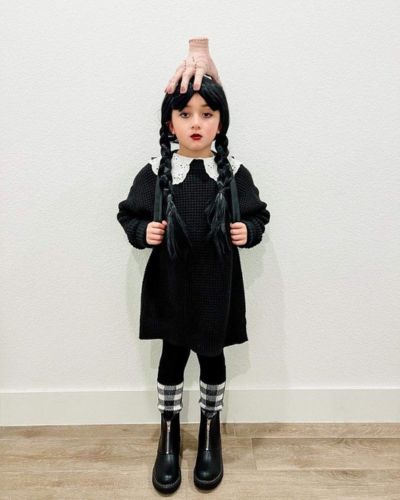 Disfraz de Merlina Addams para niña 