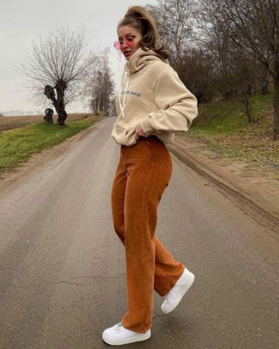 Jeans en tonos tierra