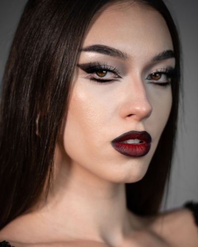 Maquillaje de Morticia Addams