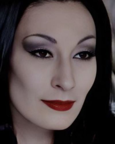 Maquillaje de Morticia Addams