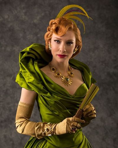 Lady Tremaine - película La Cenicienta