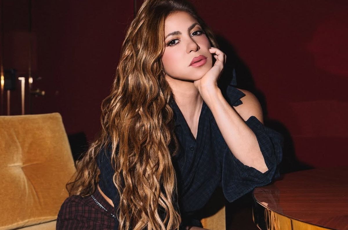 El VIDEO del beso de Shakira que está incendiando las redes sociales