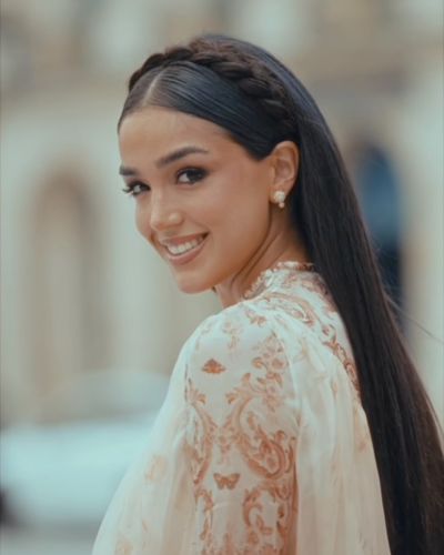 Alejandra Capetillo brilla con peinado de trenzas inspirada en su mamá