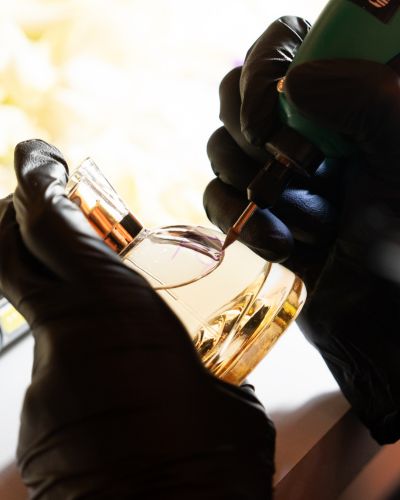 Grabado personalizado en botella de vidrio