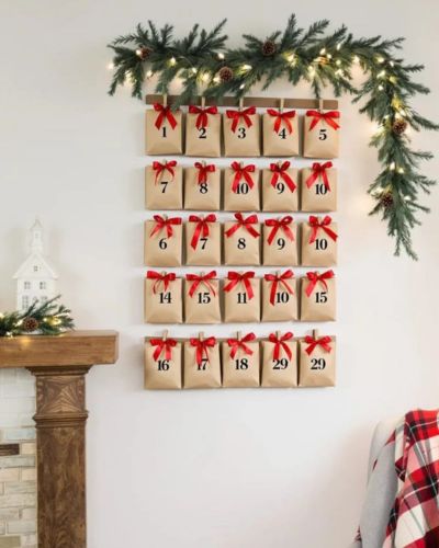 Calendario de abviento para pareja de papel y listón