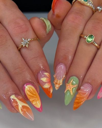 Diseños de uñas tropicales para el concierto de Bad Bunny