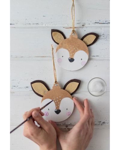 Decoraciones de navidad pintadas a mano: renos