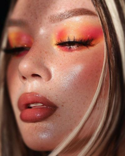 Maquillaje tropical para el concierto de Bad Bunny