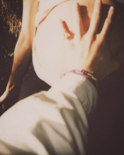 Natalia Lafourcade baby bump