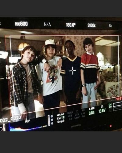 Noah Schnapp en BTS de Stranger Things