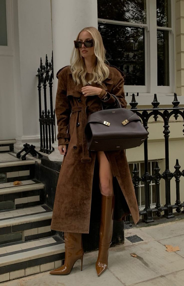 Outfits elegantes con botas largas para Navidad