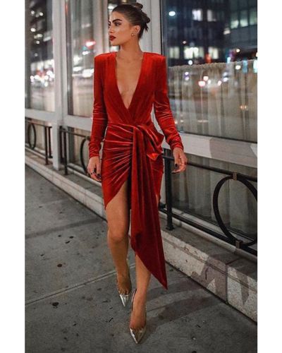 Vestido asimétrico de tela velvet