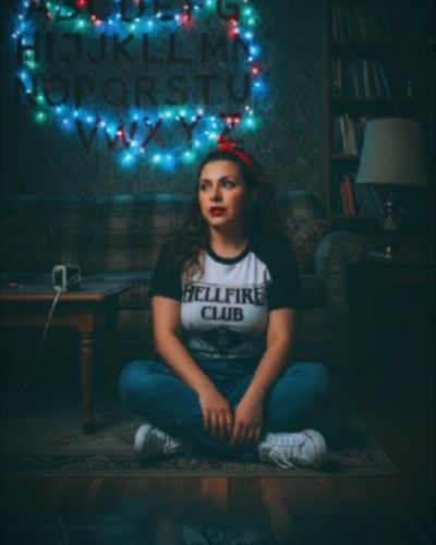 Stranger Things foto con Gemini en casa de Will Byers