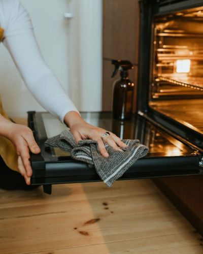 Cómo limpiar el horno para la cena de Navidad