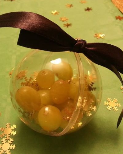 Ideas para comer uvas en Año Nuevo: esfera de uvas