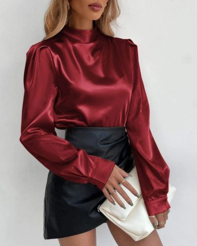 Looks con blusas satinadas